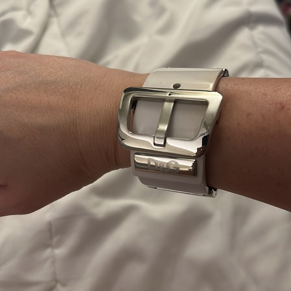 D&G Dolce and Gabbana White and Stainless Steel Bangle - Picture 6 of 6